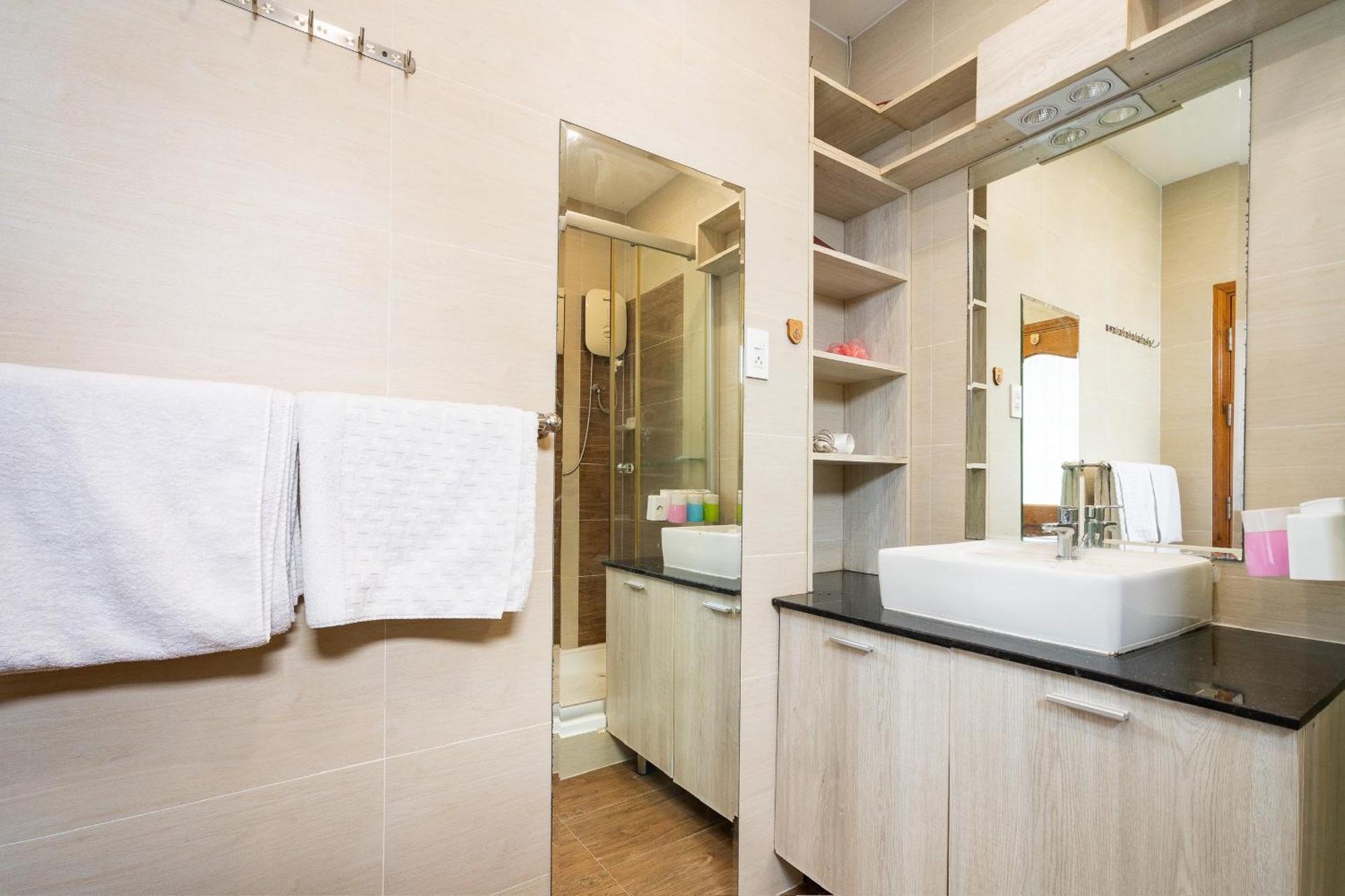 Căn Hộ Cao Cấp 3 Sao Quận 10 - Hong Dao House TP. Hồ Chí Minh